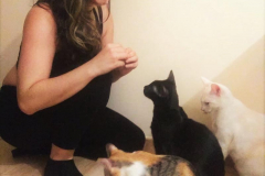 119.JuliaEliaReyKitty